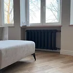 Boutique In Quiet Centre